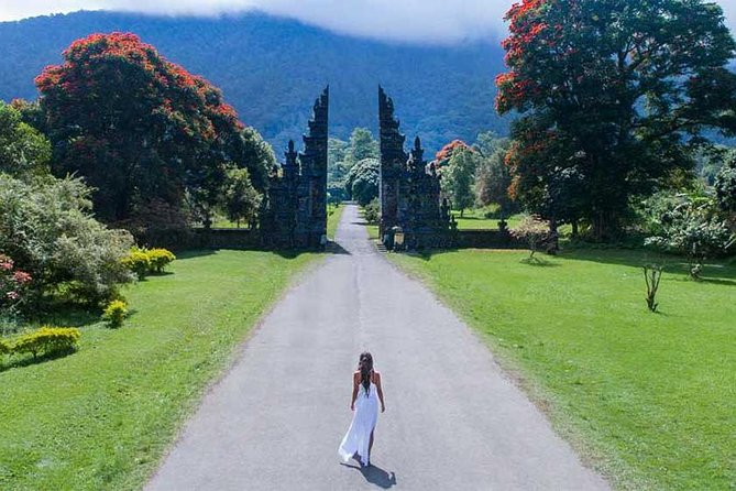 Private Tour: Ulun Danu Temple-Handara Gate-Wana Giri Hill&Tanah Lot Sunset - Ulun Danu Beratan is the heart of the highlands