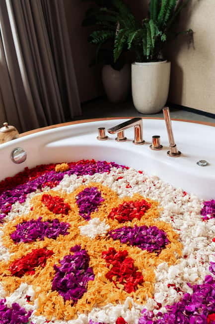 Seminyak: Spa Treatments at Svaha Spa Seminyak - Who will enjoy this most