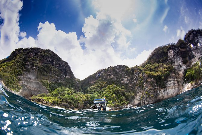 Snorkeling Trip Nusa Penida Bali - SD Manta Point and the northern reef
