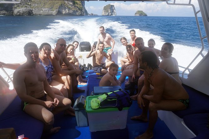 Snorkelling with Manta Rays at Nusa Penida and Lembongan - The second stop: Crystal Bay or Nusa Lembongan