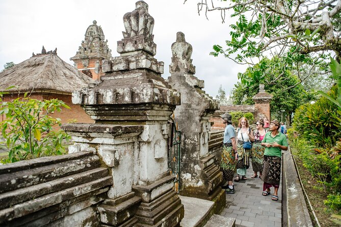 Tanah Lot & UNESCO Heritage Small Group Tour - Dress and day-to-day practical advice
