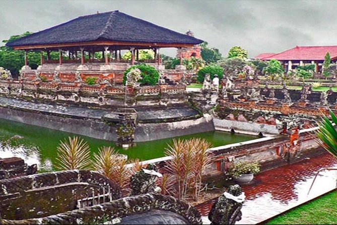 Tour: Besakih Temple-Kintamani Volcano-Water temple&Rice Terrace - Mount Batur adds a change of pace