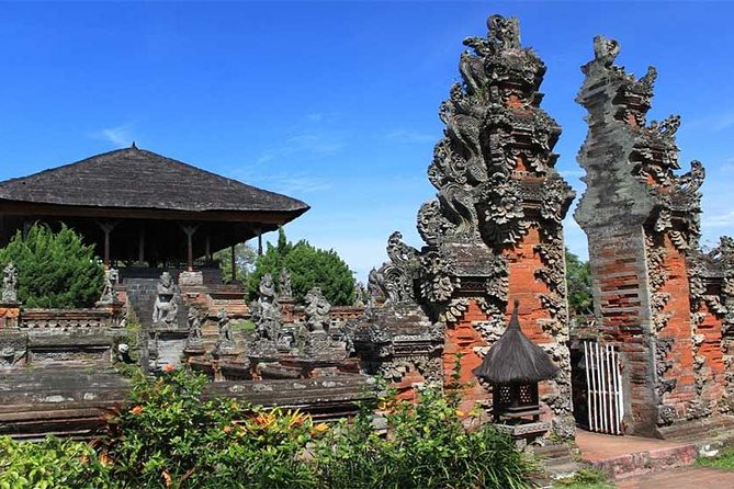 Tour: Besakih Temple-Kintamani Volcano-Water temple&Rice Terrace - Tegalalang gives you Bali’s familiar green view