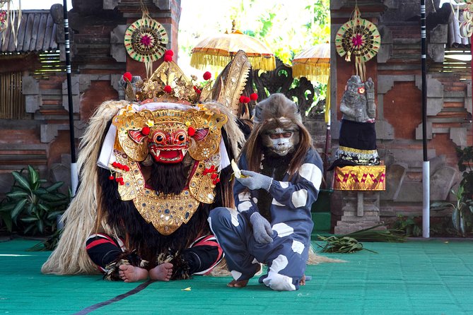 Ubud and Tanah Lot Temple Small Group Sunset Tour - What the guide adds to a packed schedule