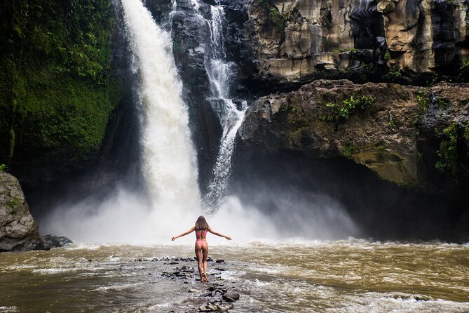 Ubud Iconic Full Day Tour Monkey Forest Rice Terraces Waterfalls - Sacred Monkey Forest, where nature and worship meet