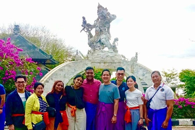 Uluwatu Temple Entry and Kecak Fire Dance Ticket - The monkey problem, and how to avoid it