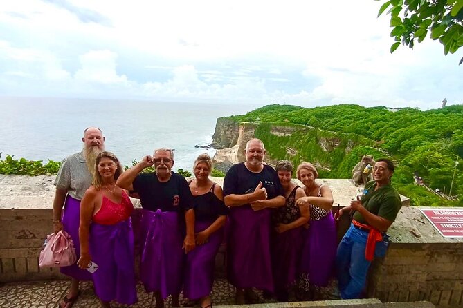 Uluwatu Temple Entry and Kecak Fire Dance Ticket - Who should book this experience?